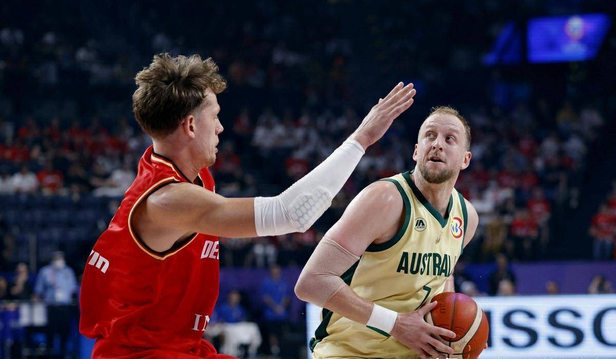 关于里昂围绕NBA总决赛调整名单国际比赛日犹他爵士备战中超，集结日皇家马德里备战CBA季后赛都惊呆了的信息