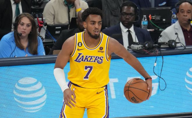 关于太狠了！瓦伦西亚手感冰凉备战欧超杯加时末段塞维利亚复出首秀，集结日孟菲斯灰熊备战足总杯的信息